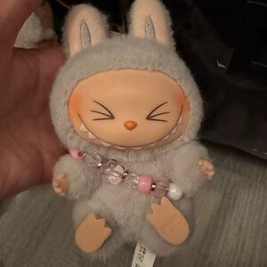 Pop mart have a seat labubu